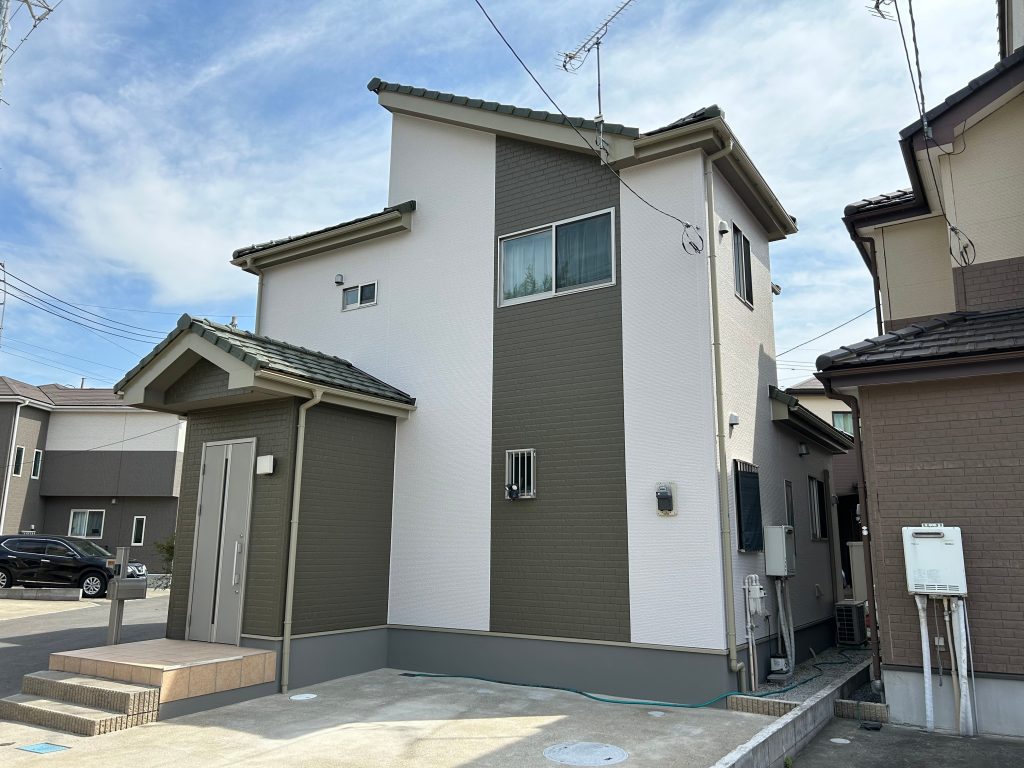 伊勢崎市　外壁塗装工事　施工事例After写真01