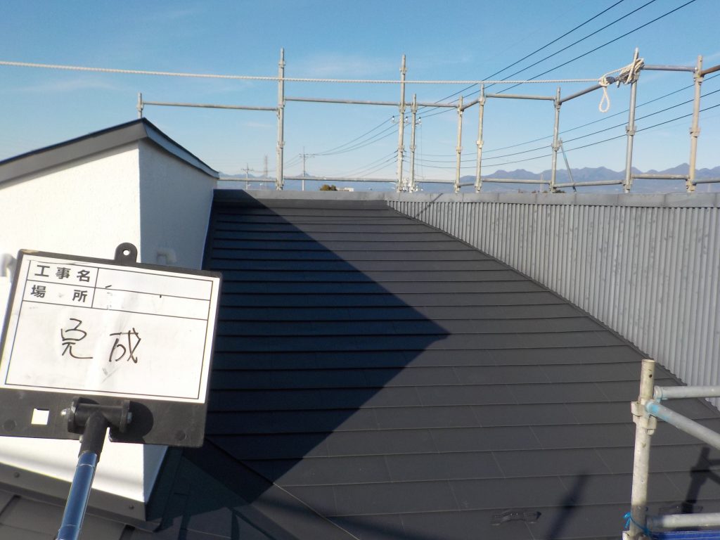 高崎市 雹害復旧工事 屋根板金、ガラス交換施工事例After写真01